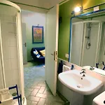 Semesterbostad La Colombetta *